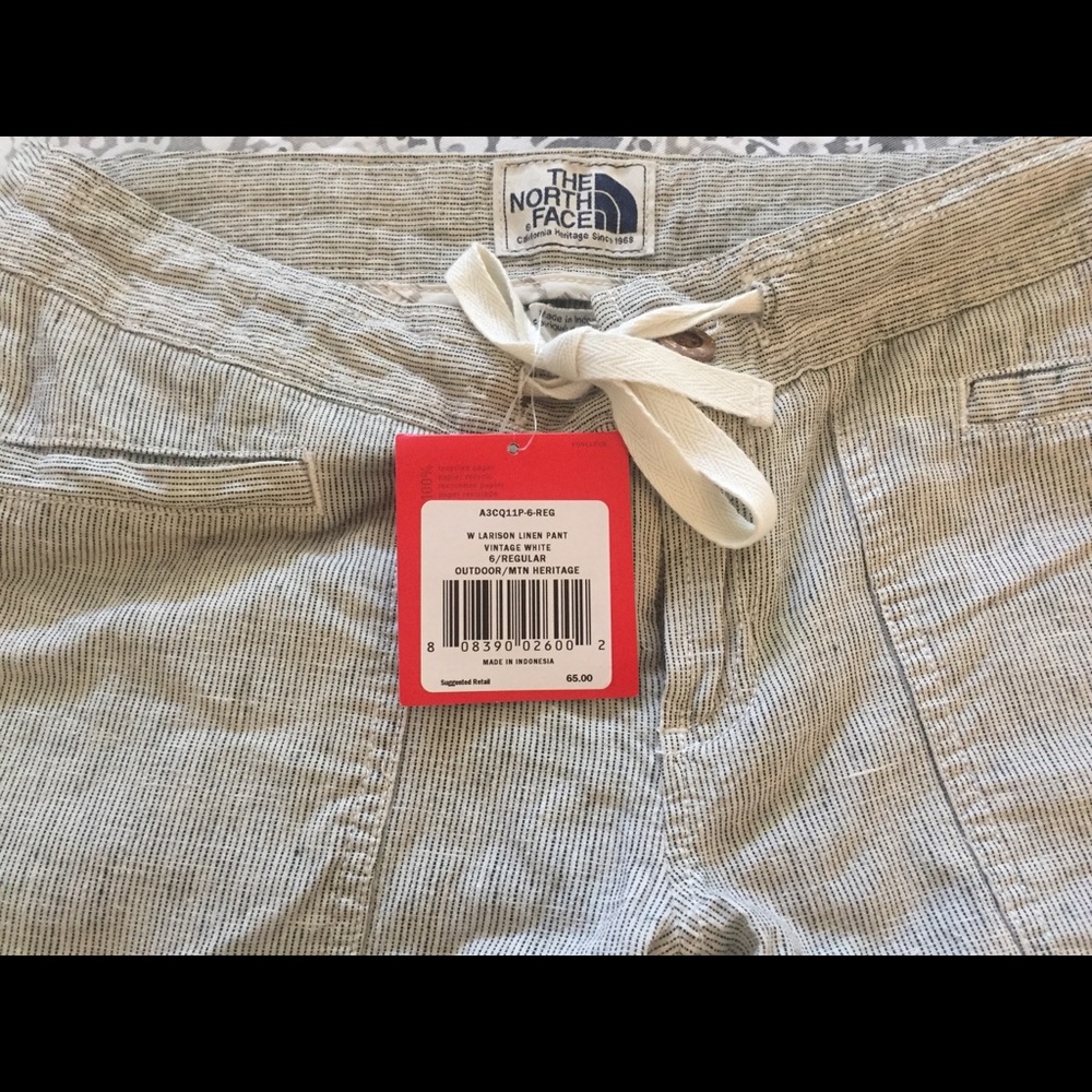 North Face pants Fit like a 0/2